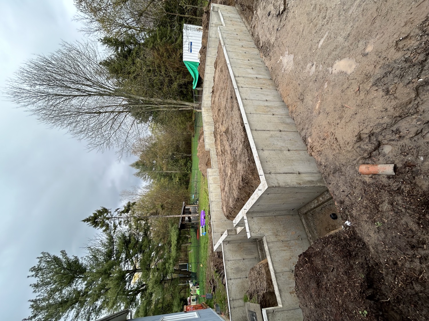 Concrete foundation walls