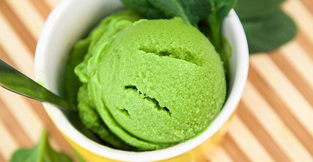 Homemade spinach ice cream